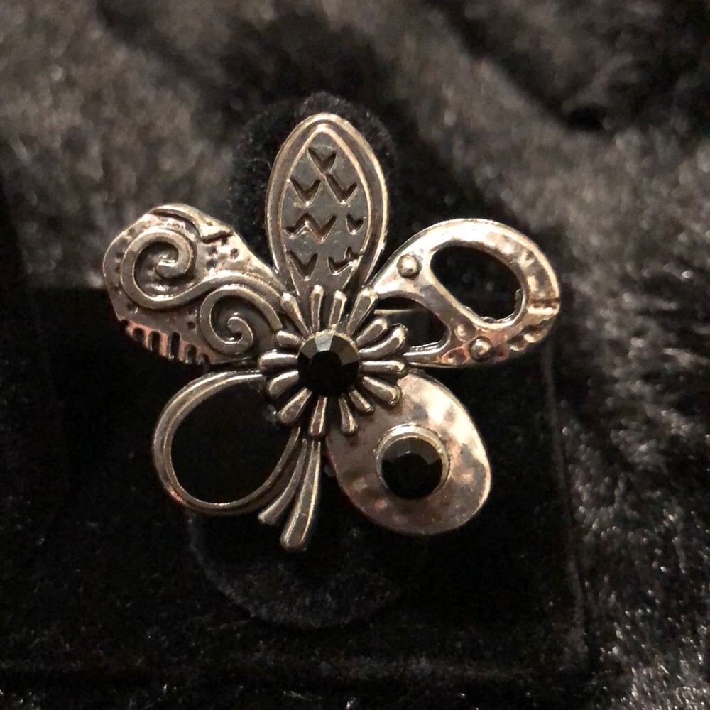 Fun Flower Ring.